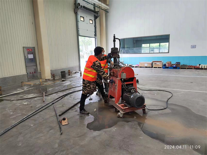 锡林郭勒厂房地面下沉塌陷注浆加固施工